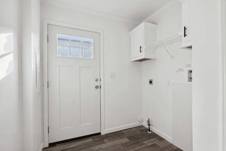 Gs 9921 av interior home features